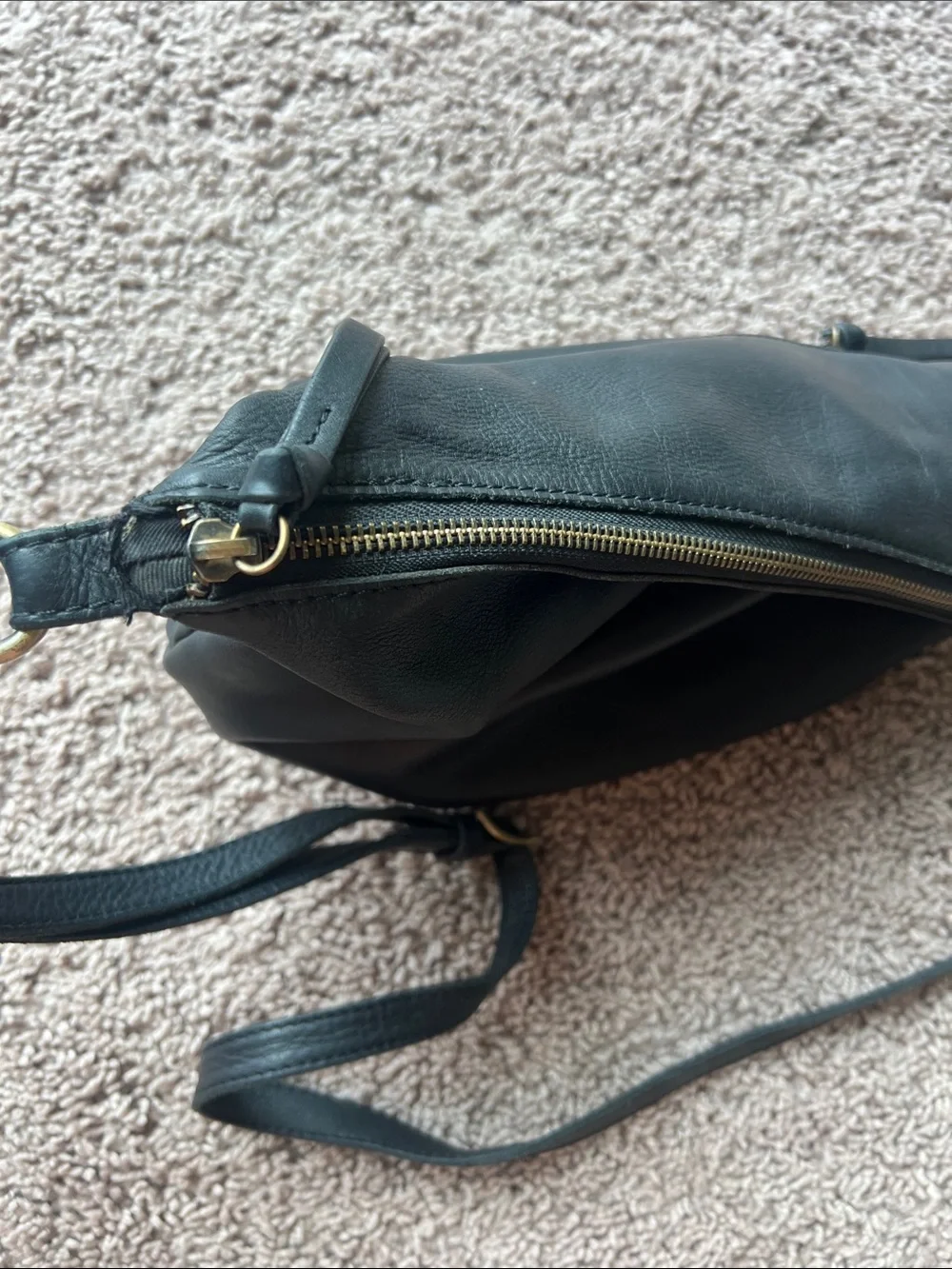 Margot 100% Genuin Black Leather Saddle Crossbody Bag EUC Minimalist